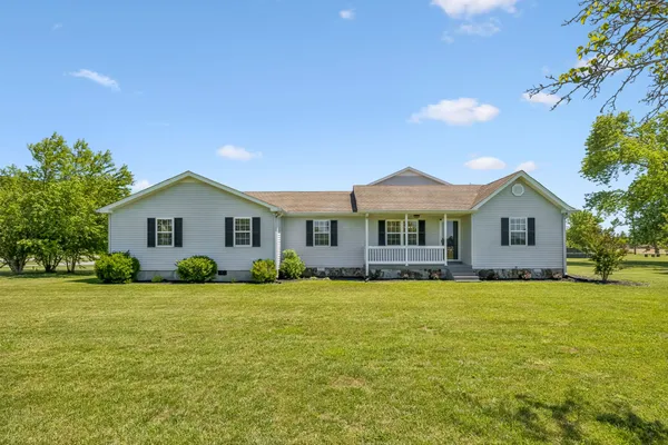 $399,900 | 2916 Galen Road, Lafayette, TN 37083
