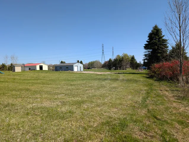 $89,000 | 5766 South Pere Marquette Highway, Ludington, MI 49431