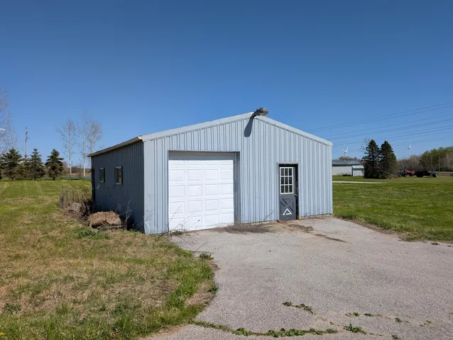 $89,000 | 5766 South Pere Marquette Highway, Ludington, MI 49431