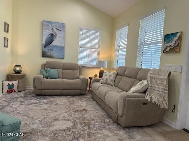 $2,950 | 8816 Attitude Avenue, Panama City Beach, FL 32413