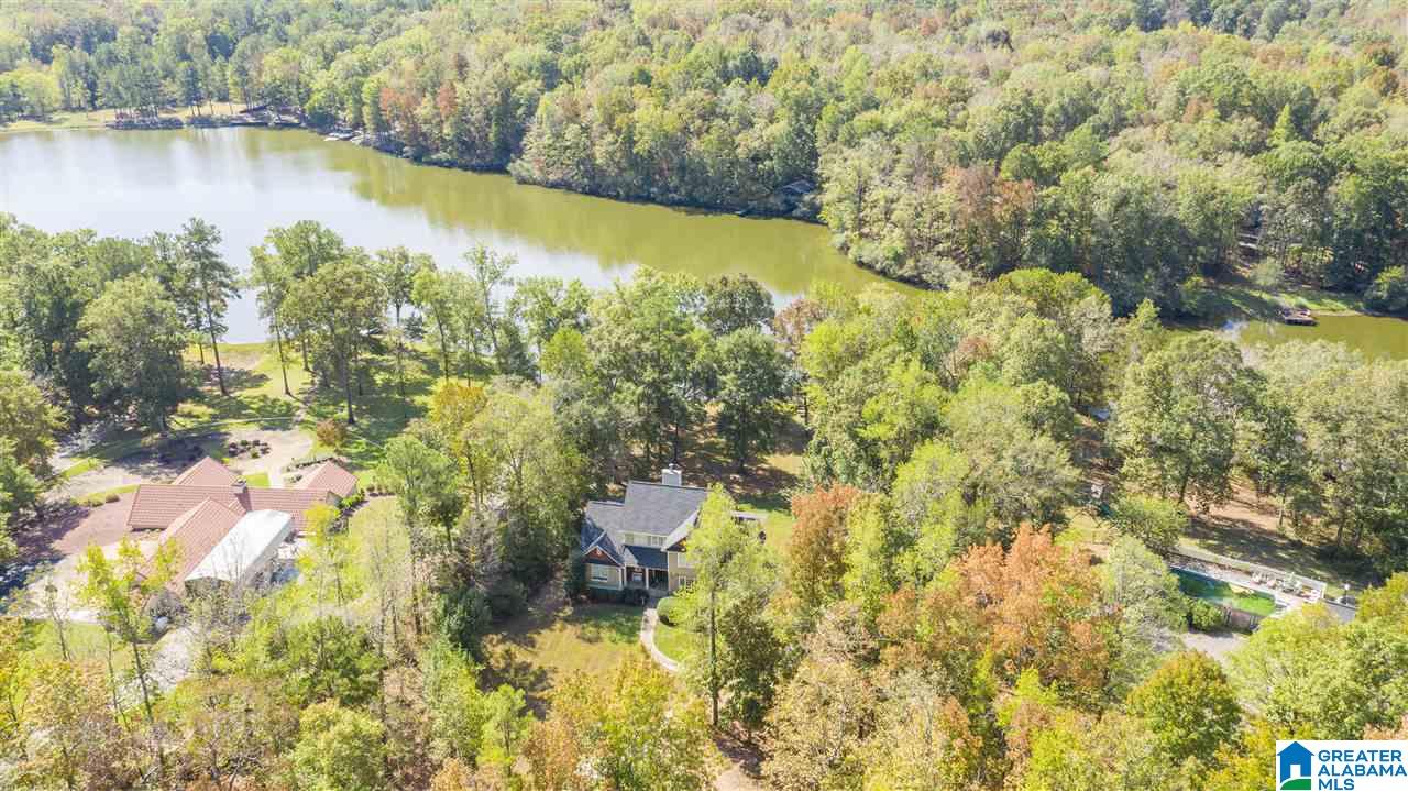 220 Carriage Lane Alabaster, AL 35007 - Photo 3 of 50