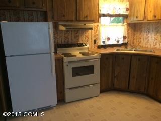 201 Red Barn Road Newport, NC 28570 - Photo 3 of 12 IMG_0095