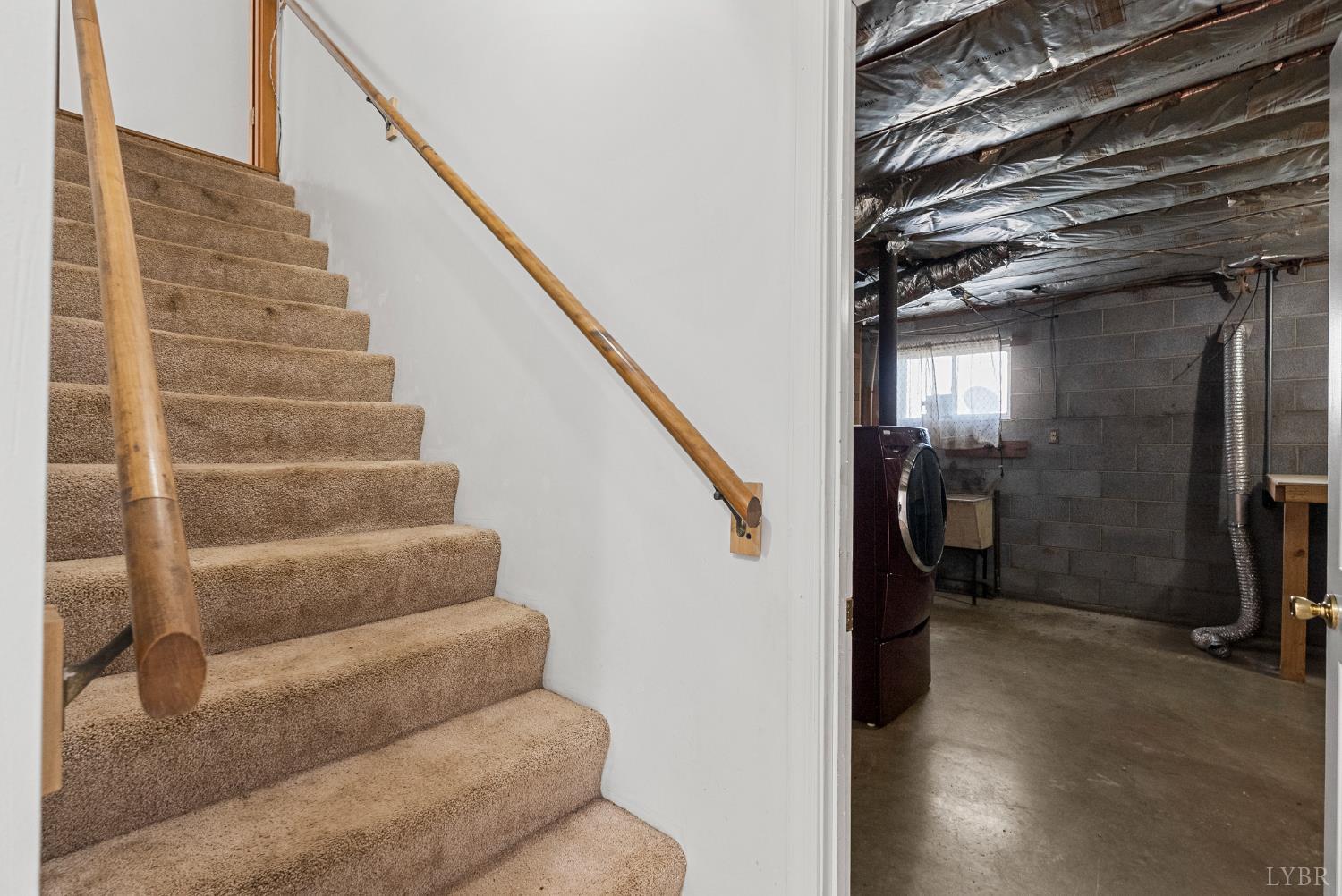 294 Spring Garden Road Monroe, VA 24574 - Photo 24 of 56 a view of entryway and hall