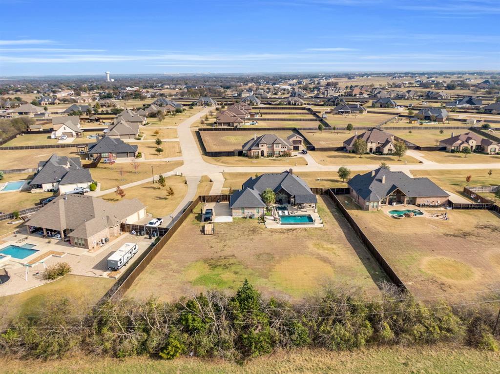 5811 Limestone Lane Midlothian, TX 76065 - Photo 39 of 40 an aerial view of residential houses with outdoor space