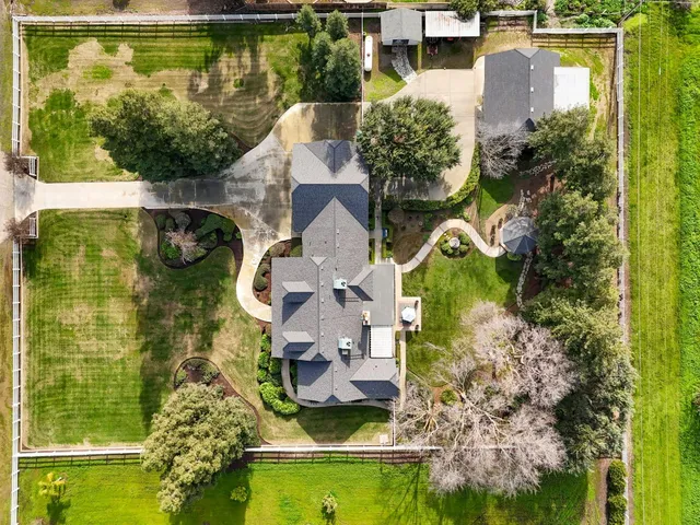 $875,000 | 5355 Poinsettia Avenue, Clovis, CA 93619