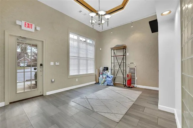 a view of a livingroom with furniture