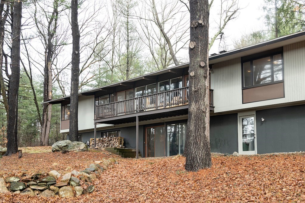 9 Partridge Road Lexington, MA 02420 - Photo 3 of 30 Gallery Image 3