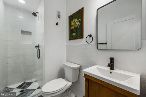 $1,099,000 | 175 West Oxford Street, Unit C1, Philadelphia, PA 19122