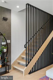 $1,099,000 | 175 West Oxford Street, Unit C1, Philadelphia, PA 19122