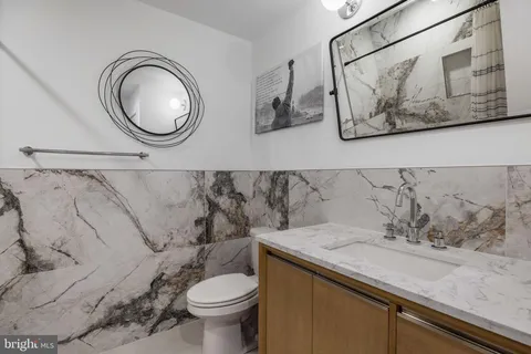 $1,099,000 | 175 West Oxford Street, Unit C1, Philadelphia, PA 19122