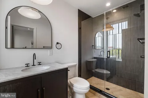 $1,099,000 | 175 West Oxford Street, Unit C1, Philadelphia, PA 19122