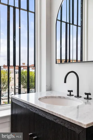 $1,099,000 | 175 West Oxford Street, Unit C1, Philadelphia, PA 19122