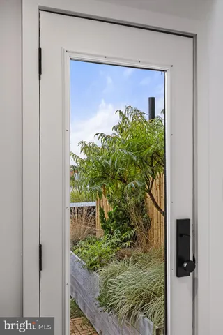 $1,099,000 | 175 West Oxford Street, Unit C1, Philadelphia, PA 19122