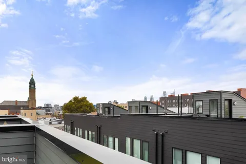 $1,099,000 | 175 West Oxford Street, Unit C1, Philadelphia, PA 19122