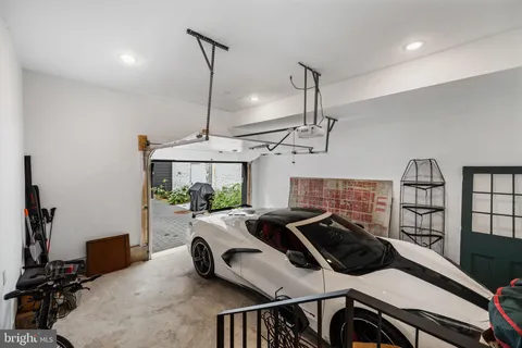 $1,099,000 | 175 West Oxford Street, Unit C1, Philadelphia, PA 19122