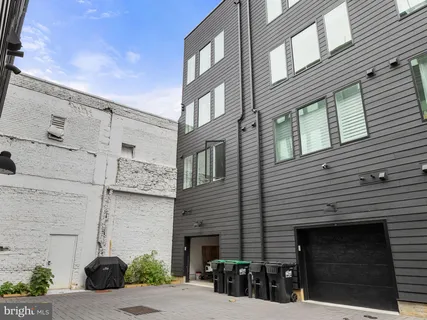 $1,099,000 | 175 West Oxford Street, Unit C1, Philadelphia, PA 19122