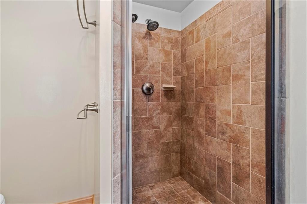 32 Canter Drive Sewickley, PA 15143 - Photo 15 of 25 a bathroom with a shower