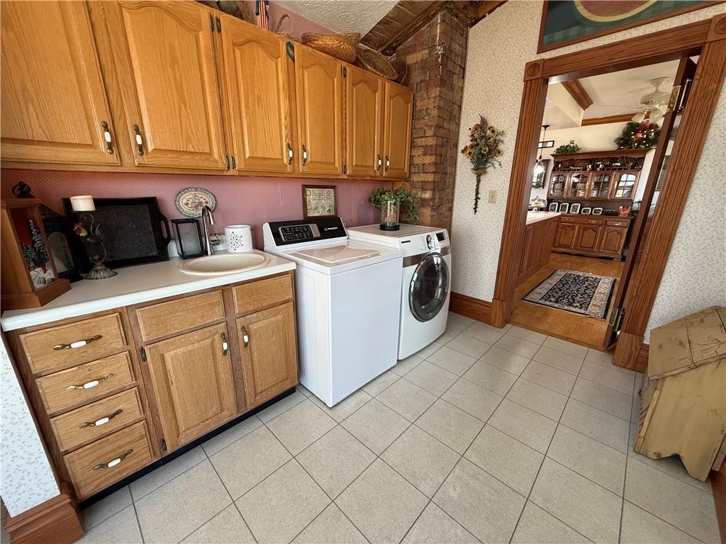 172 Valley Road Cranberry, PA 16319 - Photo 26 of 50 a kitchen with sink cabinets and appliances