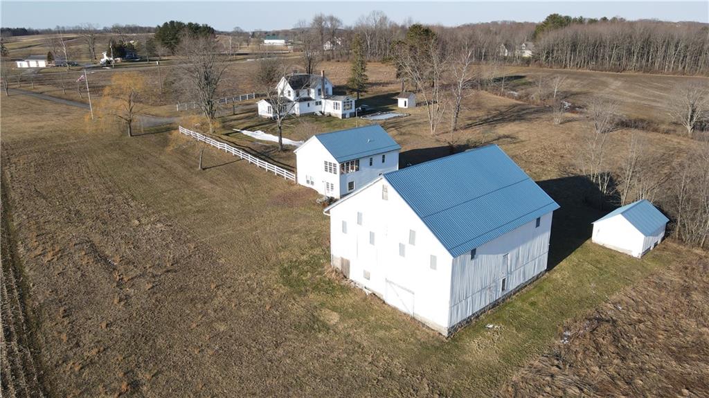 172 Valley Road Cranberry, PA 16319 - Photo 7 of 50 a terrace of a house with outdoor seating
