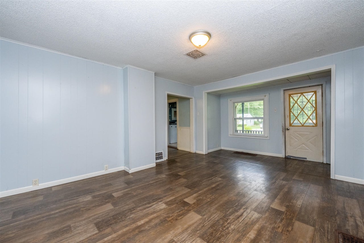 4960 Paw Paw Lake Road Coloma, MI 49038 - Photo 7 of 33 Gallery Image 7