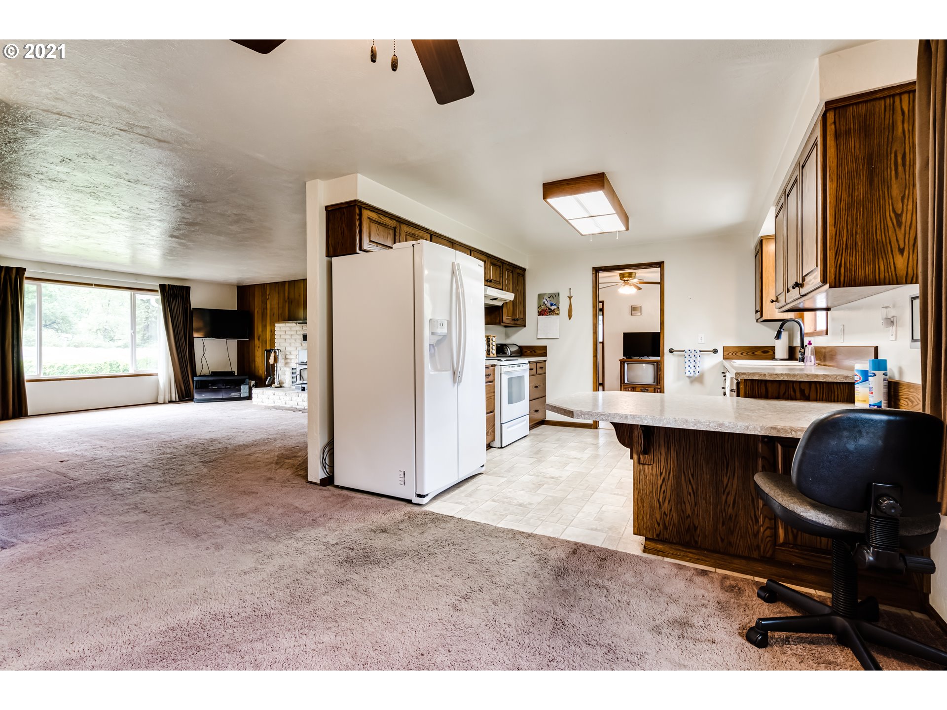 37771 Camp Creek Road Springfield, OR 97478 - Photo 6 of 30 a view of kitchen with furniture and refrigerator