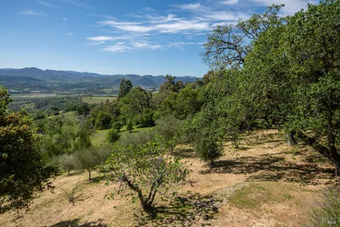 $1,650,000 | 1163 Mountain Pine Road, Cloverdale, CA 95425