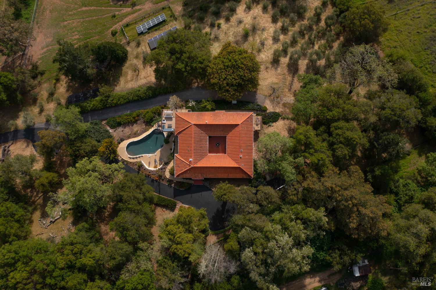 1163 Mountain Pine Road Cloverdale, CA 95425 - Photo 5 of 43