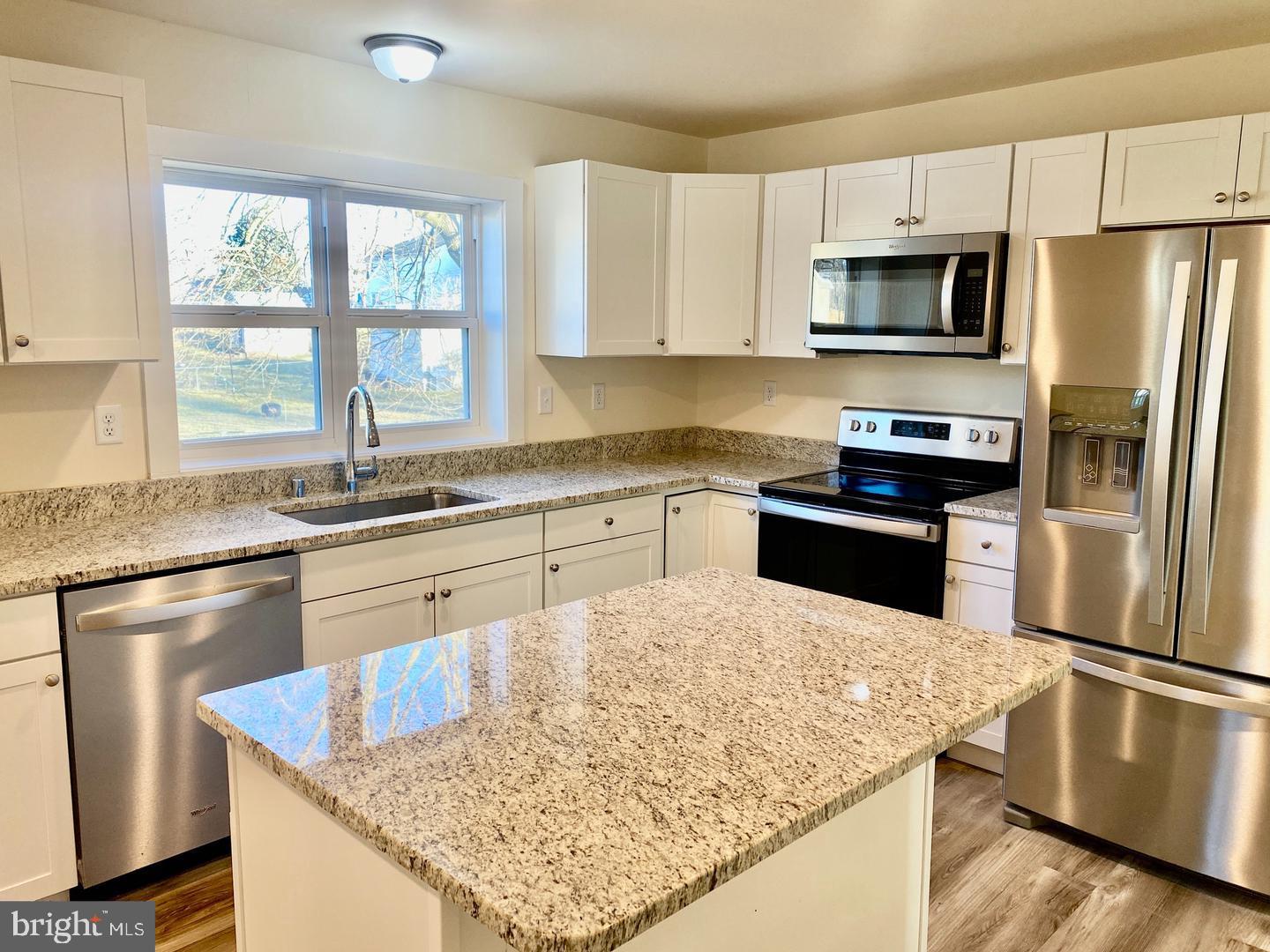 206 East Fourteenth Avenue Ranson, WV 25438 - Photo 11 of 26