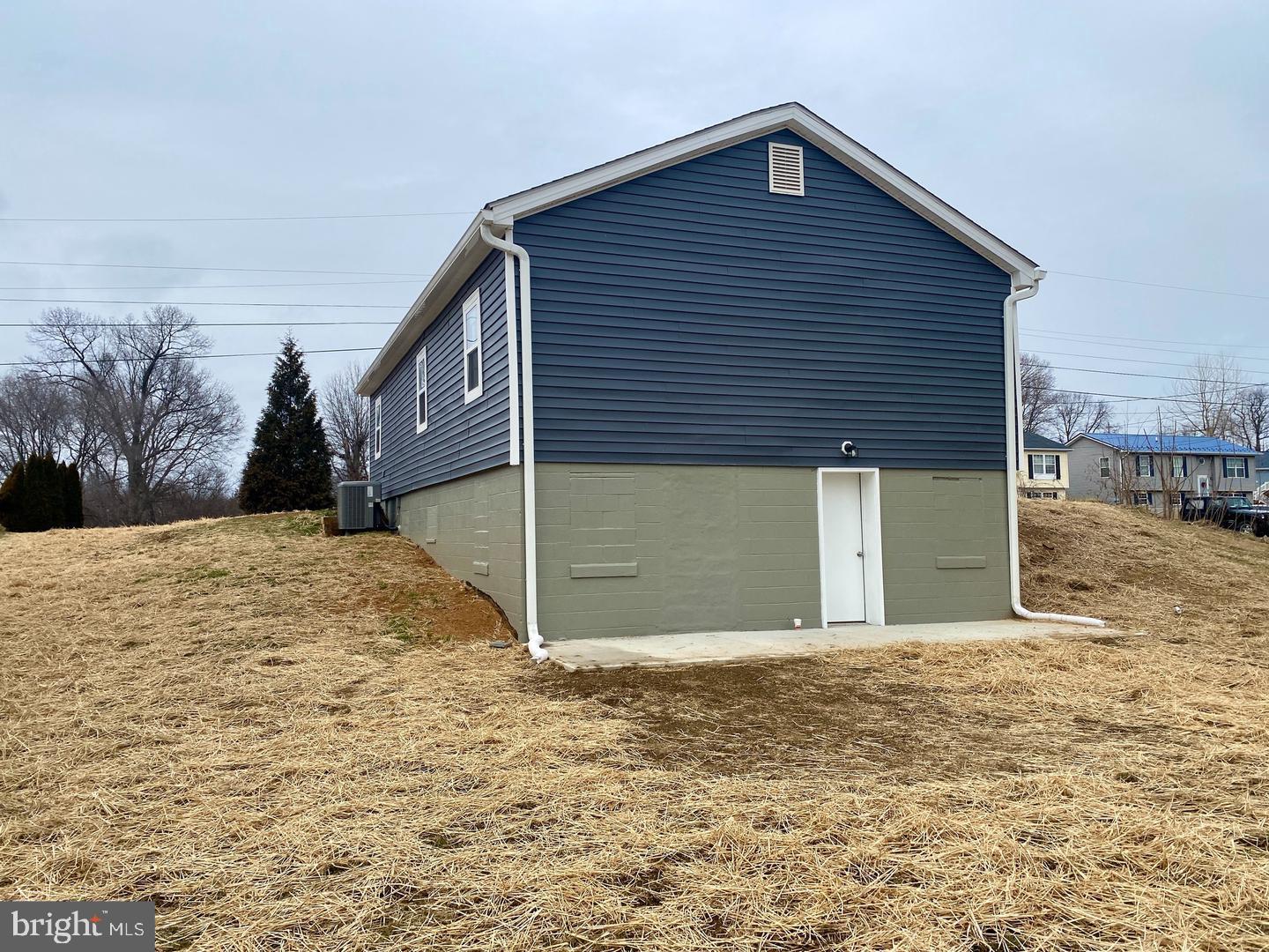 206 East Fourteenth Avenue Ranson, WV 25438 - Photo 7 of 26