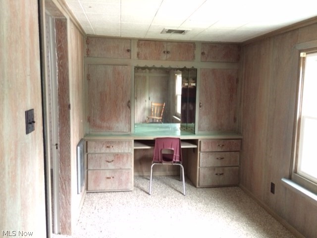 3629 Strandhill Road Beachwood, OH 44122 - Photo 9 of 18 Dressing room off of master bedroom