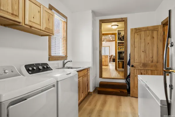 $425,000 | 9389 N Highway, Leesville, TX 78122