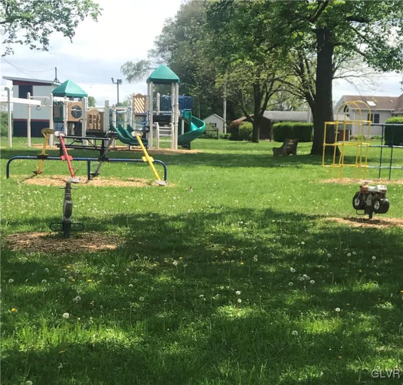 2109 Aster Road Bethlehem, PA 18018 - Photo 20 of 23 Community Park