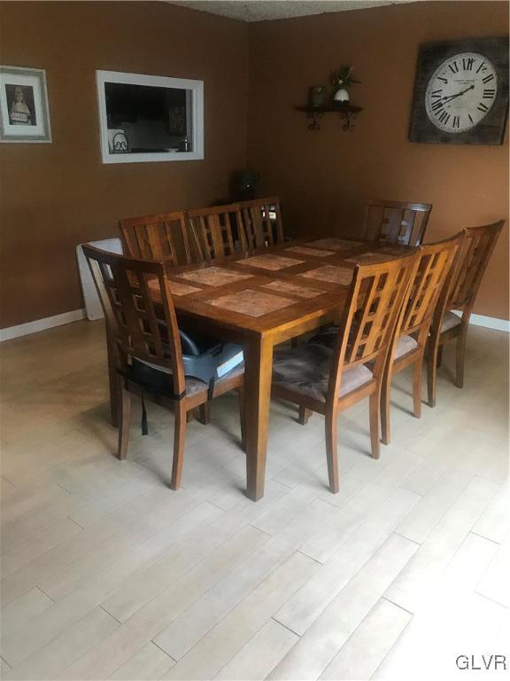 2109 Aster Road Bethlehem, PA 18018 - Photo 6 of 23 Gallery Image 6