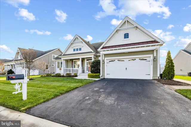 $800,000 | 32150 Ivory Gull Way, Millsboro, DE 19966