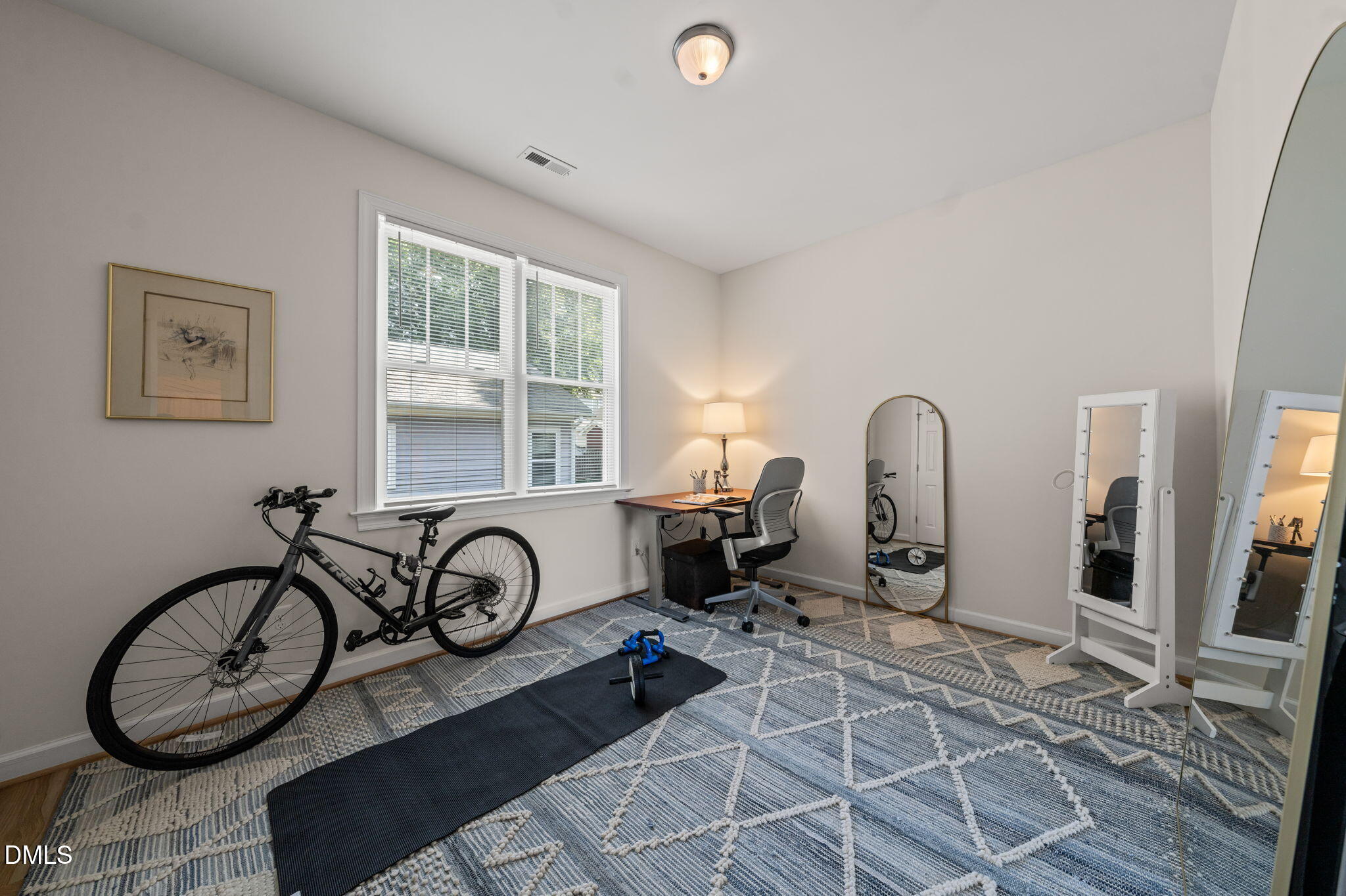 805 East Jones Street Raleigh, NC 27601 - Photo 12 of 17 32-web-or-mls-untitled-18