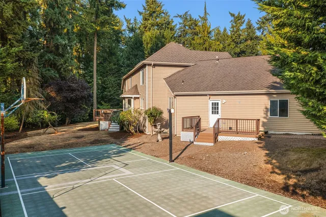 $2,137,375 | 16707 Northeast 124th Street, Redmond, WA 98052