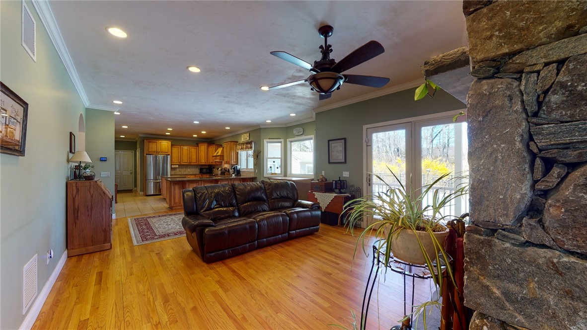 190 Collins Road Hopkinton, RI 02804 - Photo 11 of 46 Gallery Image 11