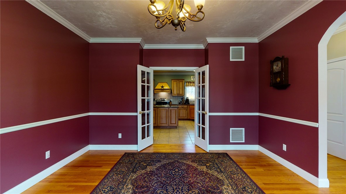 190 Collins Road Hopkinton, RI 02804 - Photo 4 of 46 Gallery Image 4