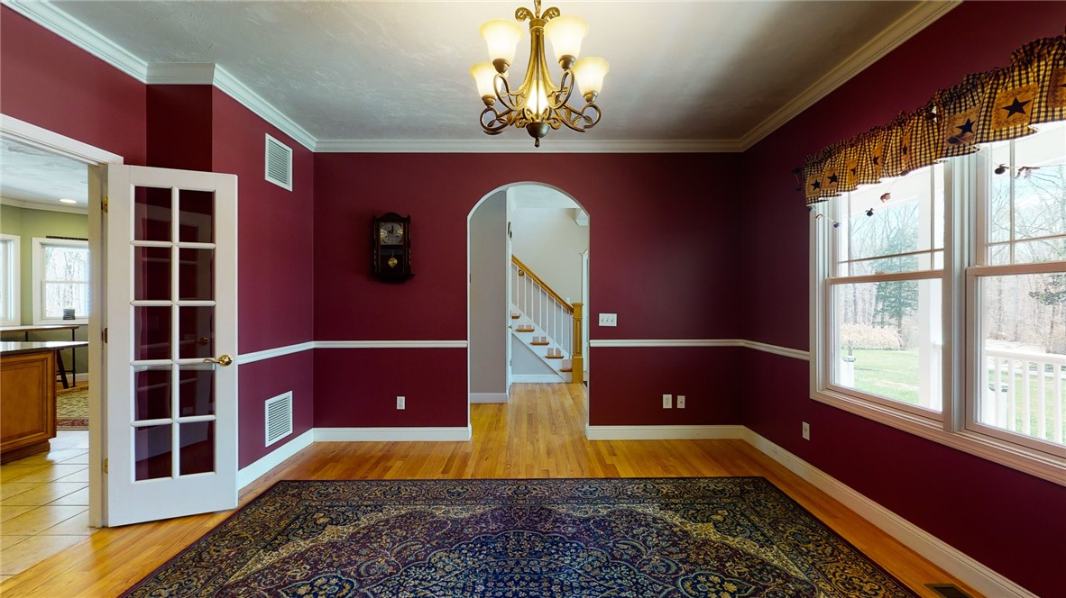 190 Collins Road Hopkinton, RI 02804 - Photo 5 of 46 Gallery Image 5