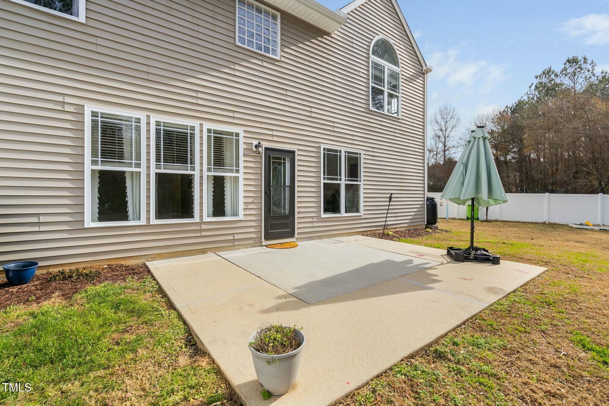 3805 Hamlin Court Raleigh, NC 27616 - Photo 8 of 61 tempImagekt40QE