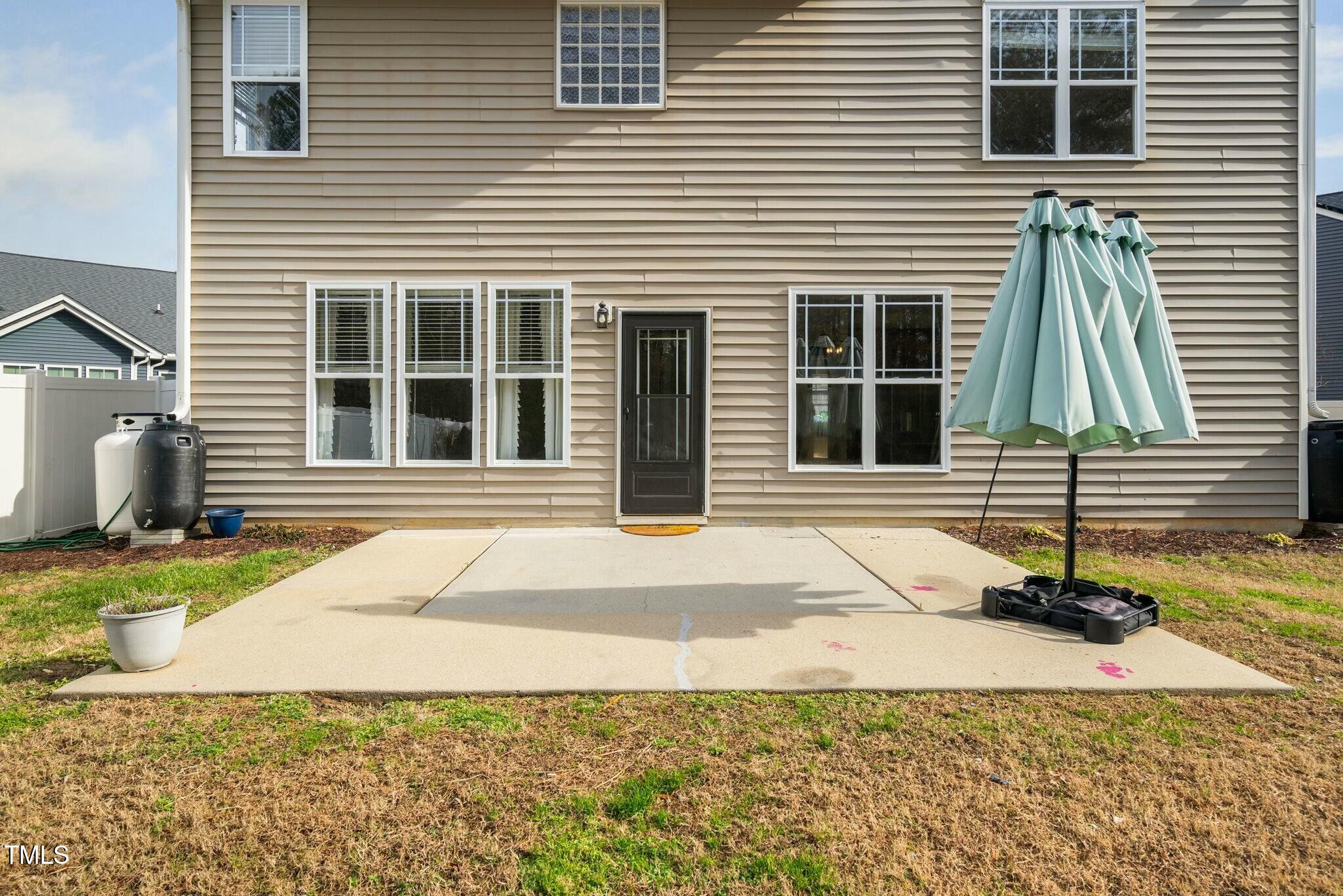 3805 Hamlin Court Raleigh, NC 27616 - Photo 10 of 61 tempImageefCidR