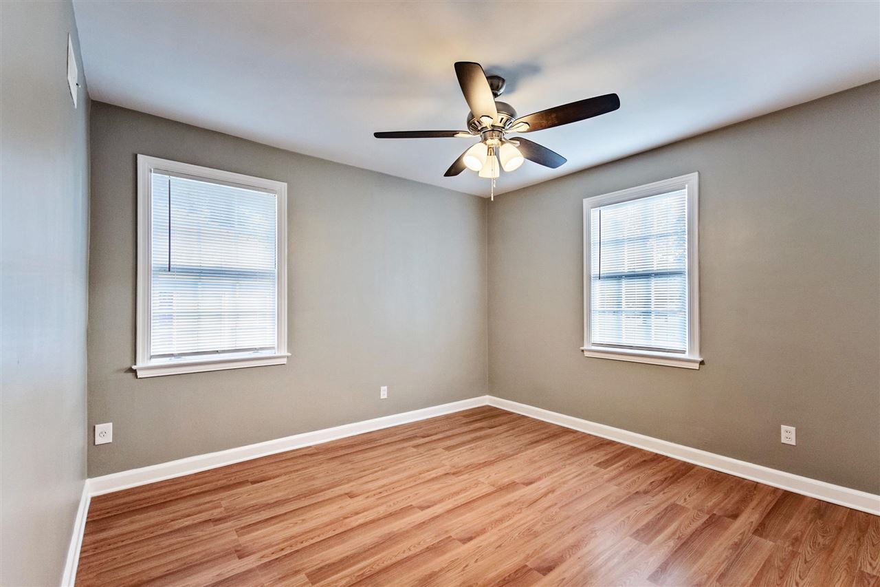 946 Ivy Road Memphis, TN 38117 - Photo 14 of 21