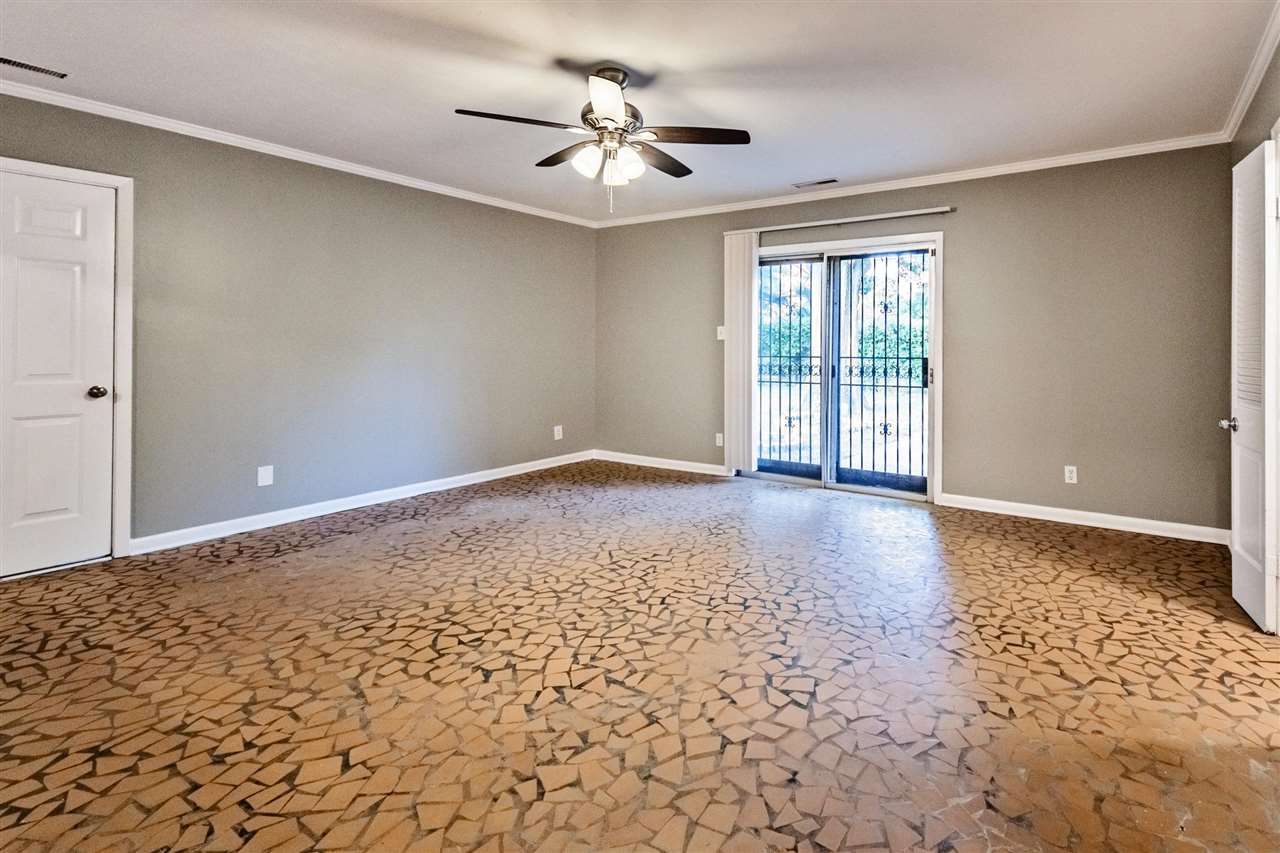 946 Ivy Road Memphis, TN 38117 - Photo 10 of 21