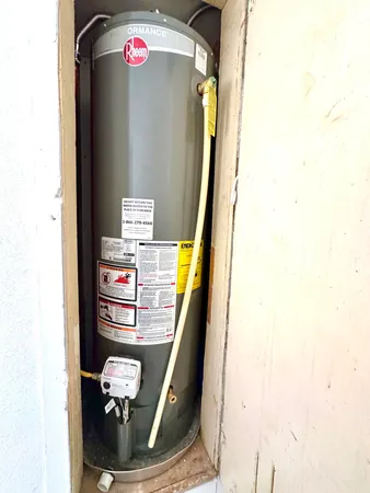 $109,900 | 1827 8th Street, Levelland, TX 79336