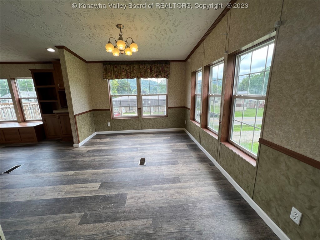 7165 Winfield Road Winfield, WV 25213 - Photo 12 of 34 Gallery Image 12