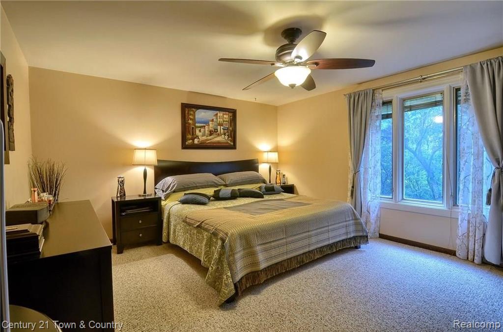 69 Rose Brier Drive Rochester Hills, MI 48309 - Photo 16 of 27