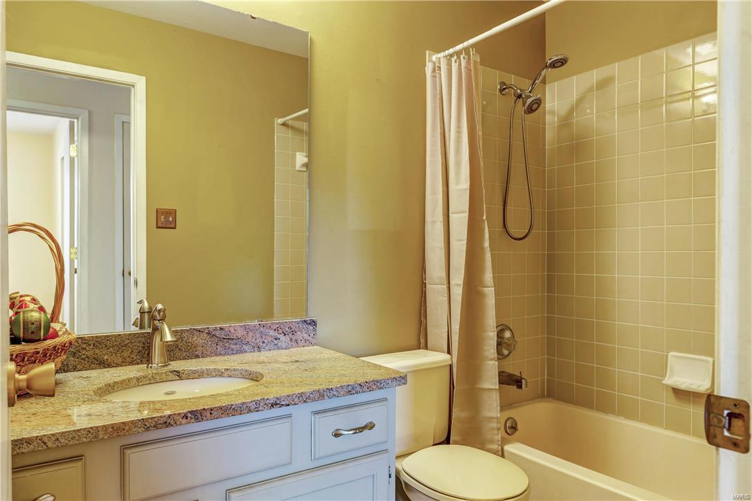 1340 Culpepper Ridge Drive Ballwin, MO 63021 - Photo 24 of 35 Gallery Image 24