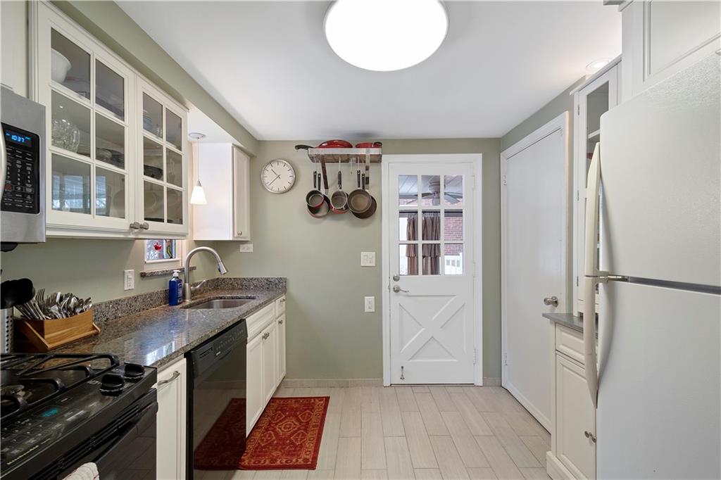 508 Highview Road Pittsburgh, PA 15234 - Photo 12 of 22
