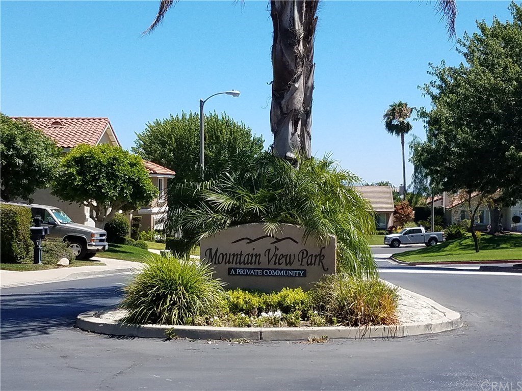 2286 Willow Avenue Upland, CA 91784 - Photo 2 of 12