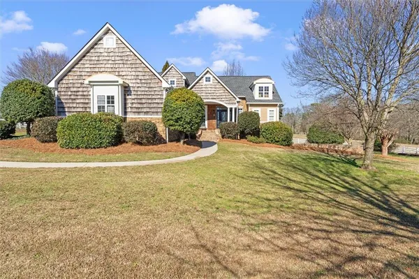 $709,900 | 220 McKenzie Bridge Road, Carrollton, GA 30117